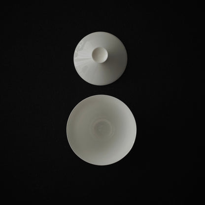 White gaiwan bowl and lid shown separately from above